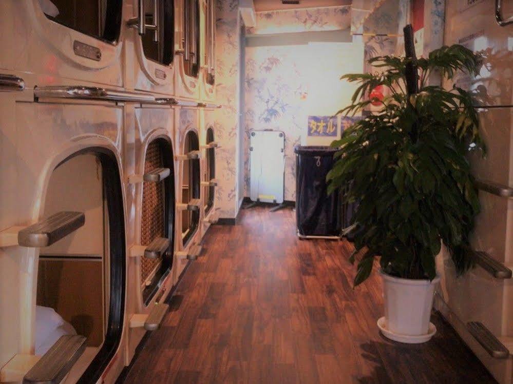 Capsule Inn Shimbashi Tokio Exterior foto