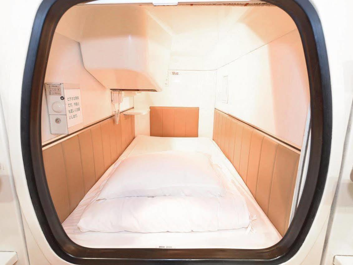 Capsule Inn Shimbashi Tokio Exterior foto