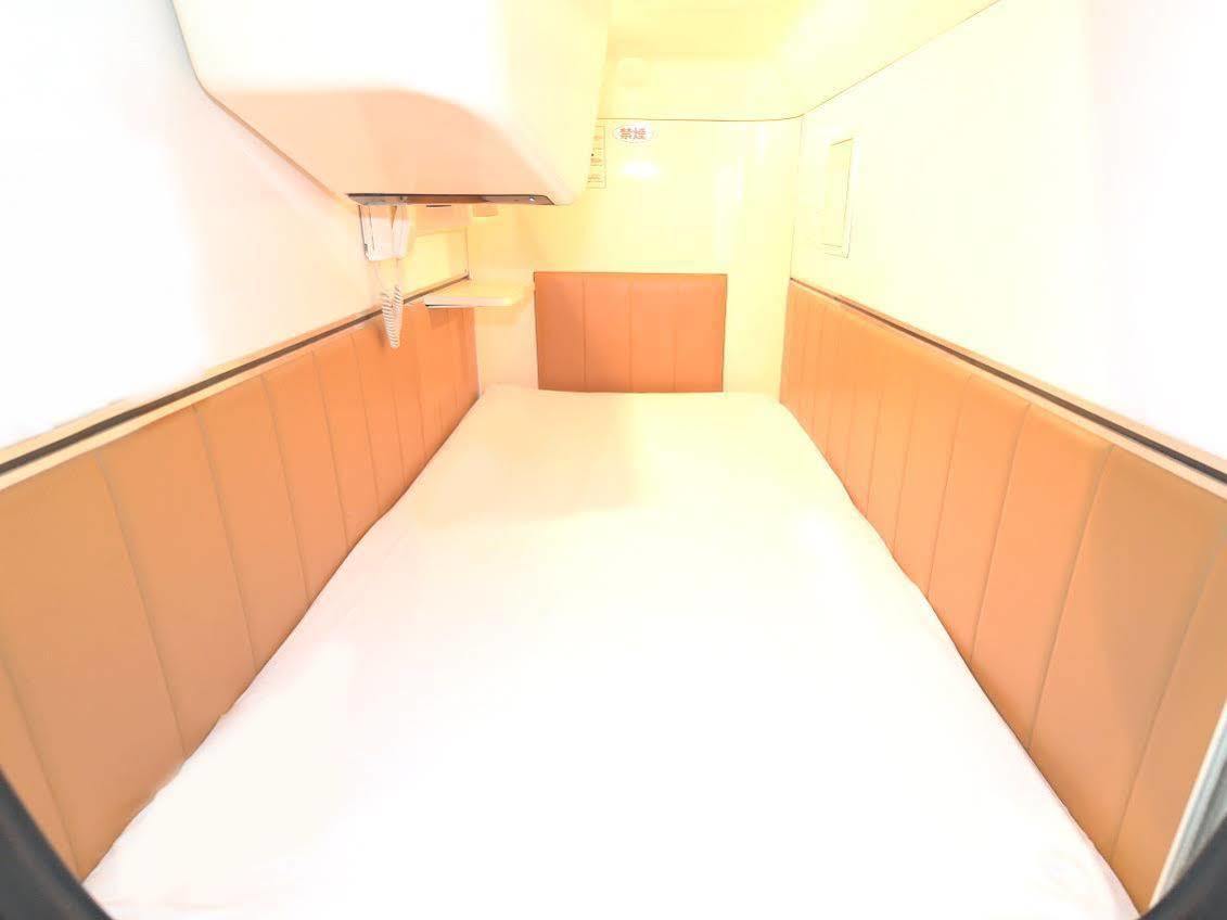 Capsule Inn Shimbashi Tokio Exterior foto